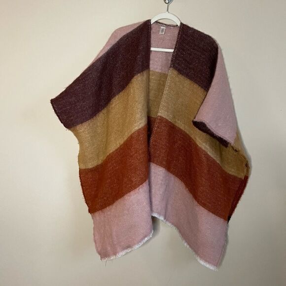 ISA & STEF INC multicolor poncho one size - Picture 1 of 10